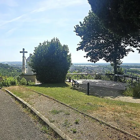 Maison Au Calvaire - Vue Nature - Climatisation Dans Toutes Les Pièces - 3 Doubles - Terrasse - Jardin - Vue Panoramique - Point De Vue De La Vierge *